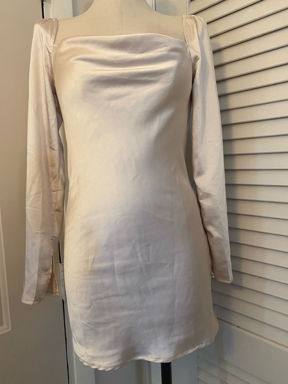 NWT- Princess Polly Satin Square-Neck Mini Dress in Champagne- Size 2